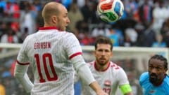 Christian Eriksen brach am Sonntag erneut auf dem Platz zusammen.