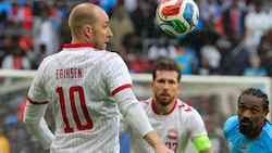 Christian Eriksen brach am Sonntag erneut auf dem Platz zusammen.