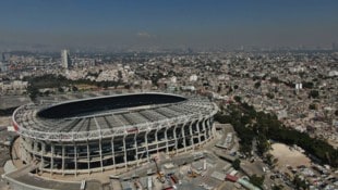 Das Eröffnungsspiel findet im Aztekenstadion statt.