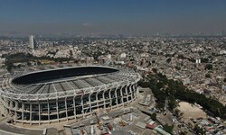 Das Eröffnungsspiel findet im Aztekenstadion statt.