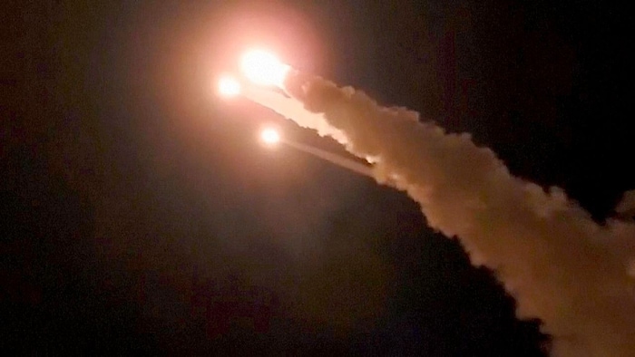 Israel nahm bei Vergeltungsschlägen militärische Ziele im Westen und Zentrum des Iran ins ...