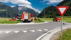 Nach der Erstversorgung vor Ort wurde der Biker ins Spital gebracht.