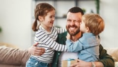 Aktiv im Familienleben statt nur am Rand: So hat sich die Vaterrolle verändert.