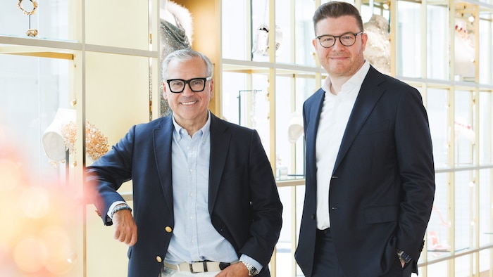 Swarovski-CEO Alexis Nasard (links) zusammen mit General Manager Jérôme Dandrieux