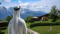Ein arabischer Unternehmer und Ex-Politiker (Fotomontage) will in dieser idyllischen Kulisse ...