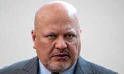 Karim Khan werden sexuelle Übergriffe vorgeworfen.