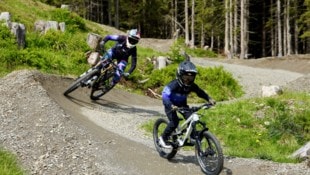 Kinder ab fünf Jahren trainieren im Bikeclub LeoGang.