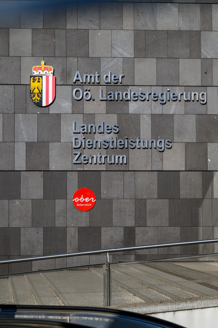 Im Linzer LDZ wurde bei der Vergabe einer Staatsbürgerschaft getrickst.
