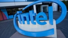 Der kriselnde US-Chipkonzern Intel will als Auftragsfertiger neu durchstarten – der ...