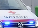 Auch der Notarzt konnte das Leben des Burschen nicht mehr retten. (Symbolbild)