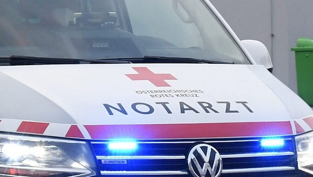 Auch der Notarzt konnte das Leben des Burschen nicht mehr retten. (Symbolbild)