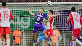 In der vergangenen Saison machte Jakob Brandtner (M.) 24 Zweitligaspiele für den FC Liefering.