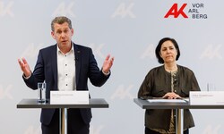 Vorarlbergs AK-Präsident Bernhard Heinzle und Ulrike Stadelmann.
