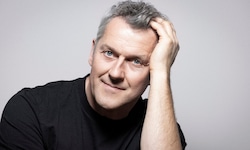 Dirigent Markus Poschner prägte die Musik Anton Bruckners mit dem Bruckner Orchester neu.