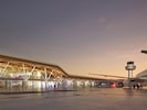 Blick in die Zukunft: Im Terminal 2, der derzeit nur im Winter geöffnet ist, wird es ab 2033 ...