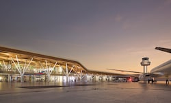 Blick in die Zukunft: Im Terminal 2, der derzeit nur im Winter geöffnet ist, wird es ab 2033 ...