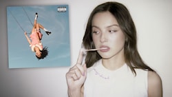 Sie inszeniert sich mal als Unschuld, dann wieder als Femme Fatale – Olivia Rodrigo lässt ...