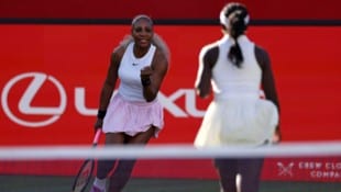 Serena Williams jubelt