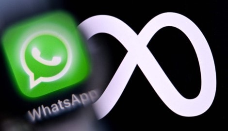 Die meisten Nutzer kennen Whatsapp als Messengerdienst für private Chats mit Freunden oder der ...