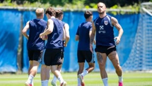 Marko Arnautovic (r.) ist zurück im Training.