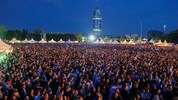 Das Donauinselfest zieht jedes Jahr traditionell zwischen 2,5 und 3 Millionen Besucher an. Damit ...