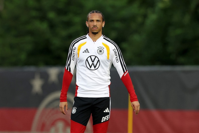 Für Neururer ist Leroy Sane kein Leistungsträger.