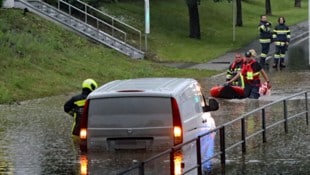 Menschenrettung bei einer Unterführung in Knittelfeld