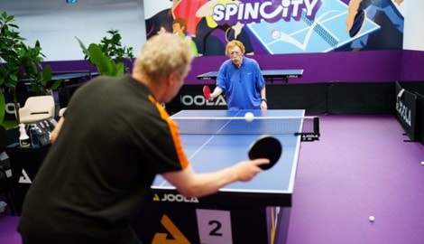 Tischtennis bietet Patienten mit Parkinson ganz spezielle Vorteile.