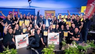 Gejubelt wurde anlässlich der Feuerwehr-Challenge Dienstagabend im Festzelt in St. Pölten.