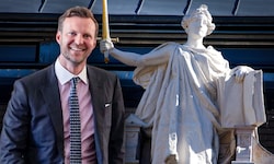 StrafverteidigerInnen-Präsident Philipp Wolm