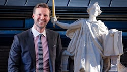 StrafverteidigerInnen-Präsident Philipp Wolm