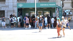 Der provisorische Ticketschalter vor dem Kunsthistorischen Museum bleibt wohl noch einige Zeit ...