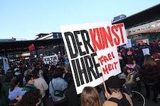 Szene von der „Kulturland retten“-Demo im März 2025 in Graz