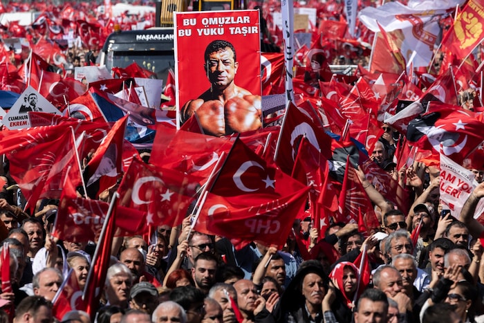 Die Türkei ist mittlerweile tief gespalten.
