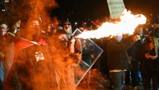 Hoch umstrittene Festnahmen Oppositioneller sorgten zuletzt für heftige Proteste.
