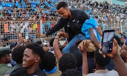 Omar Artan wird in Somalia als Held gefeiert.