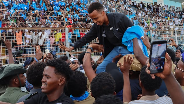 Omar Artan wird in Somalia als Held gefeiert.