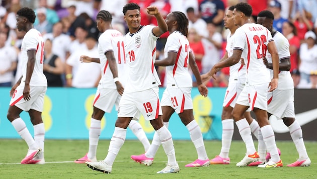 England setzt sich gegen Costa Rica durch und tankt vor der WM noch einmal Selbstvertrauen.