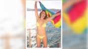 Liz Hurley feiert sich zum 61. Geburtstag einfach selbst mit einem sexy Bikini-Foto.