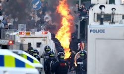 Belfast wird seit Dienstagabend von rassistischen Krawallen erschüttert.
