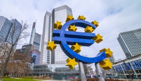 Die Europäische Zentralbank bestimmt die Höhe des Leitzinses.