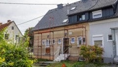 Das Haus in Klagenfurt wurde offenbar Schauplatz eines schrecklichen Verbrechens.