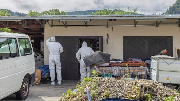 In der Werkstatt in Klagenfurt reparierten die Männer regelmäßig gemeinsam Fahrzeuge.