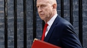 Der britische Verteidigungsminister John Healey legt am Donnerstag überraschend sein Amt nieder.