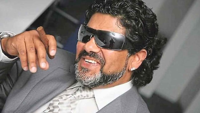 Das berühmte Maradona-Double gibt Montag unserer Fußball-Gala die Ehre.