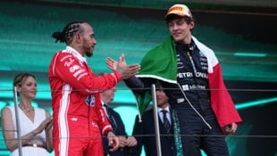 Altmeister Lewis Hamilton (l.) und Youngster Kimi Antonelli (r.)