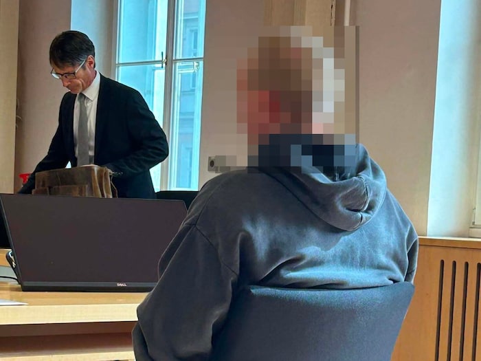 Der gebürtige Deutsche musste mit seinem Anwalt nun in Innsbruck vor Gericht Platz nehmen.
