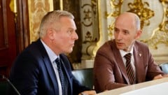 Landeshauptmann Kunasek (li.) und Landesrat Ehrenhöfer