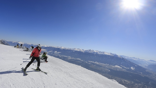 Ein 30-Jähriger wollte in Tirol nur ein bisschen gratis Skifahren (Symbolfoto).