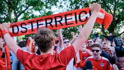 Im Vergleich zur EURO 2024 in Deutschland sind in den USA für Österreichs zwölften Mann viele ...